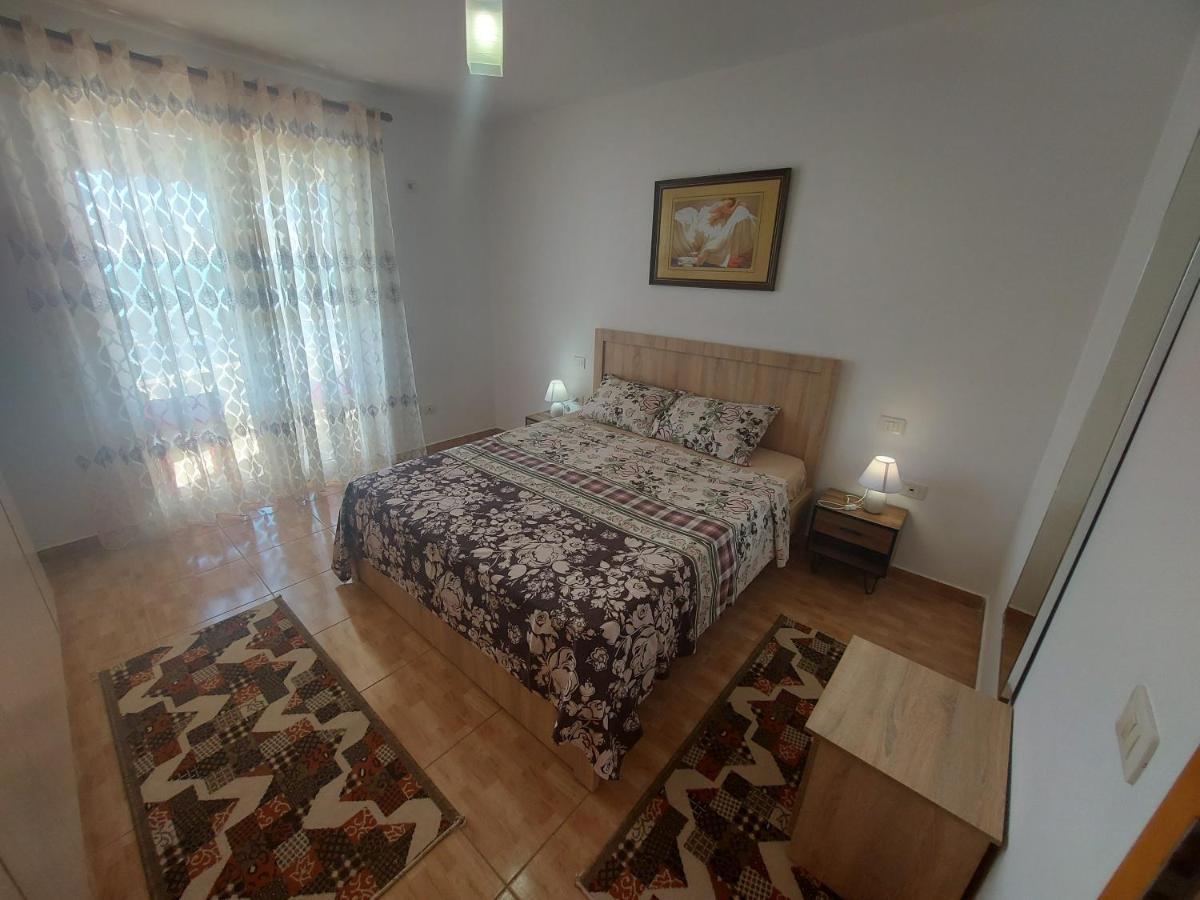Bral Apartments 4 Durrës Buitenkant foto