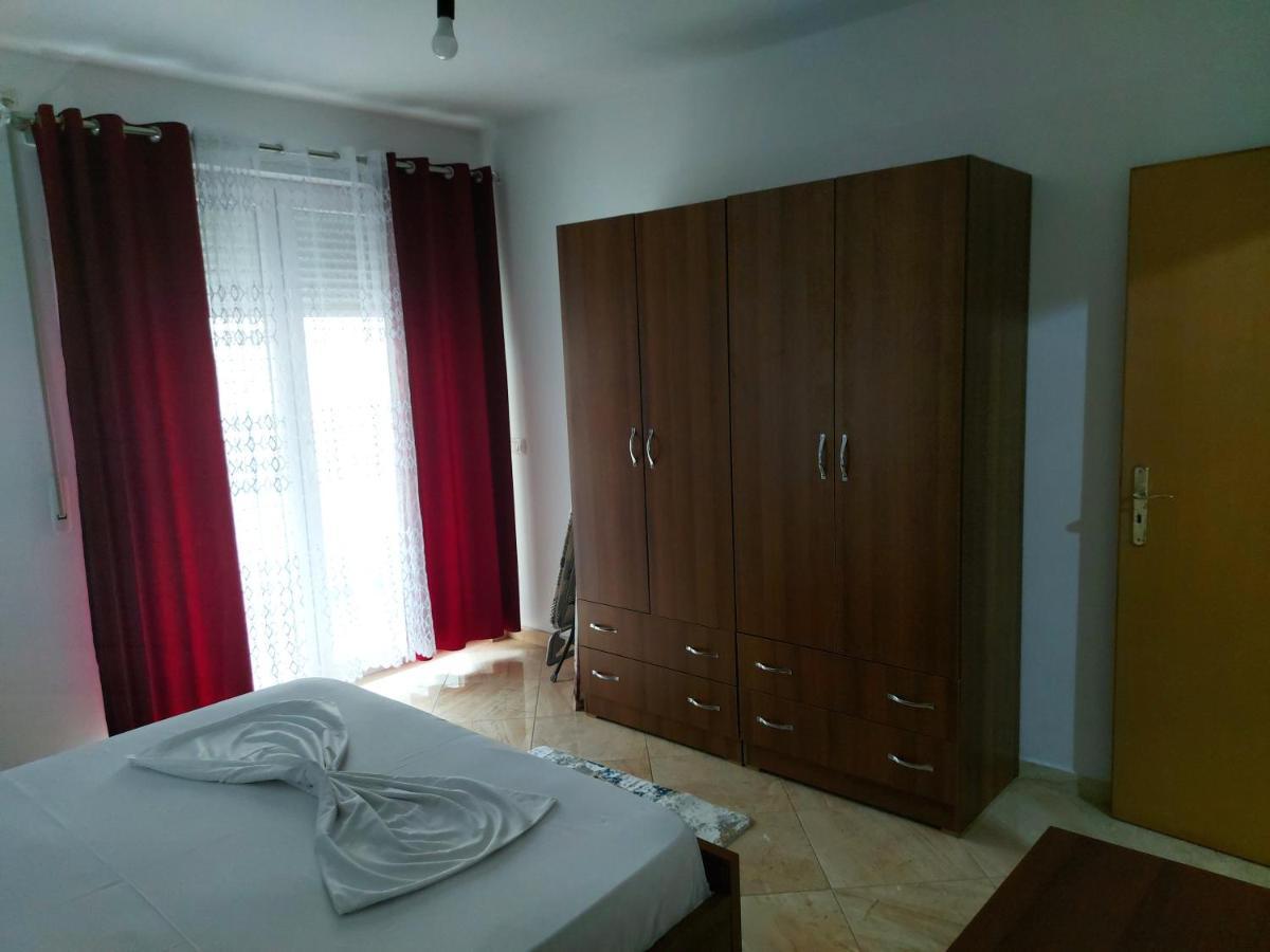 Bral Apartments 4 Durrës Buitenkant foto