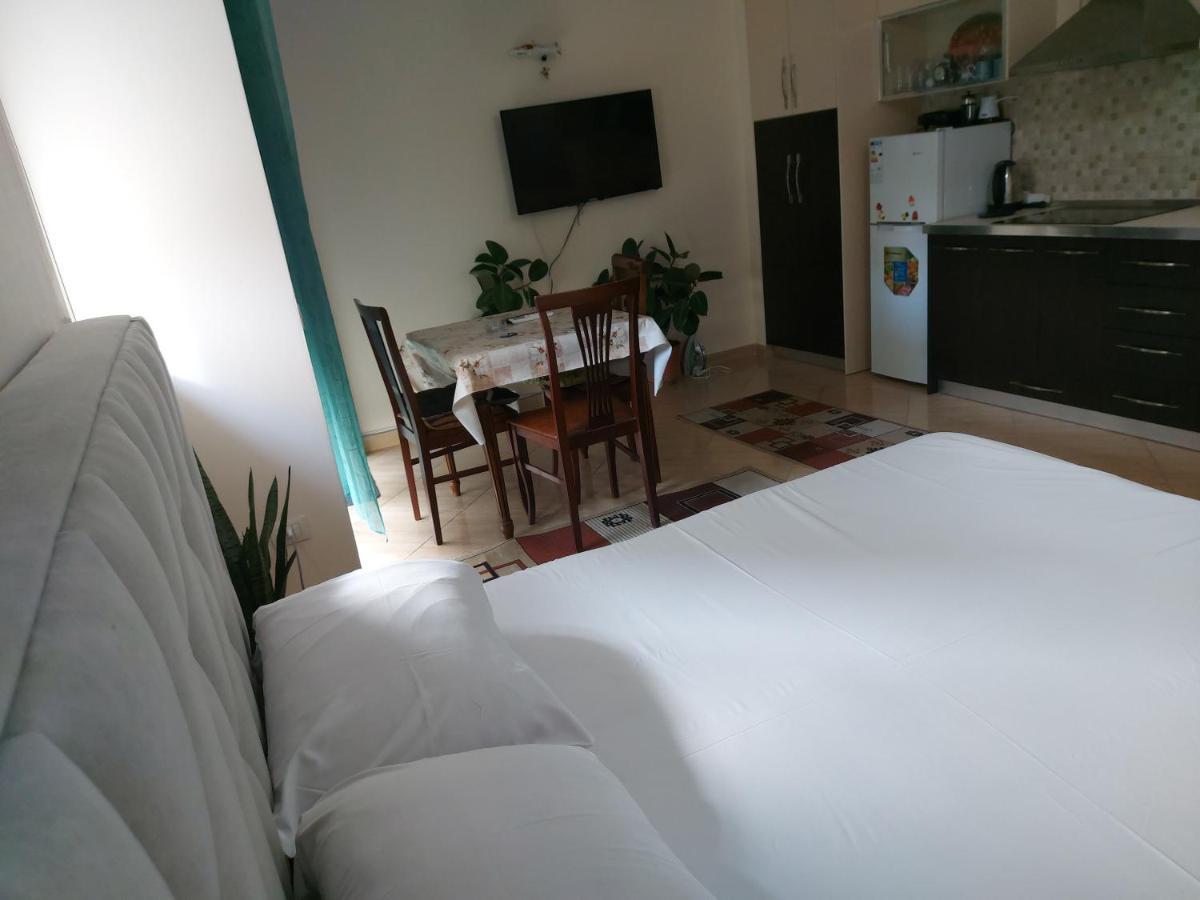 Bral Apartments 4 Durrës Buitenkant foto